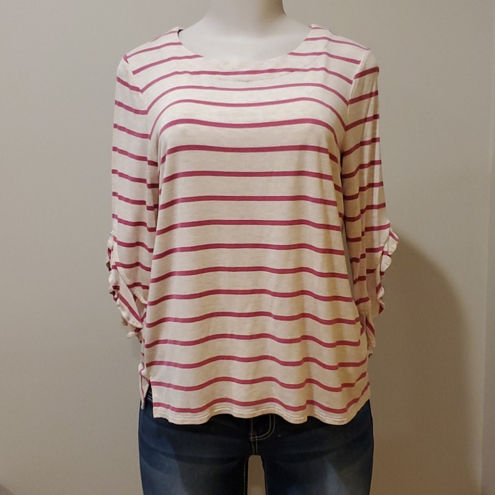 Chicos top with flutter sleeves